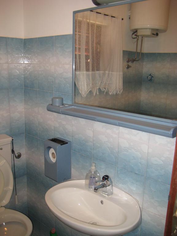 Apartment Bise Rogoznica  Eksteriør billede